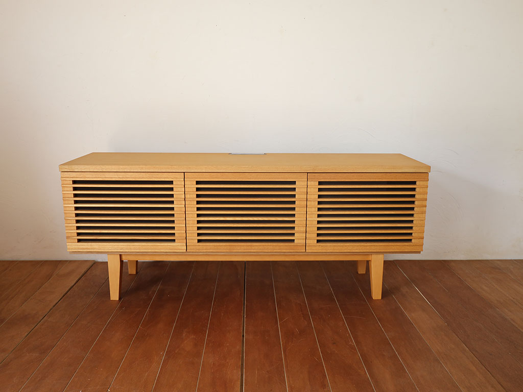 幕板を入れた脚フレーム