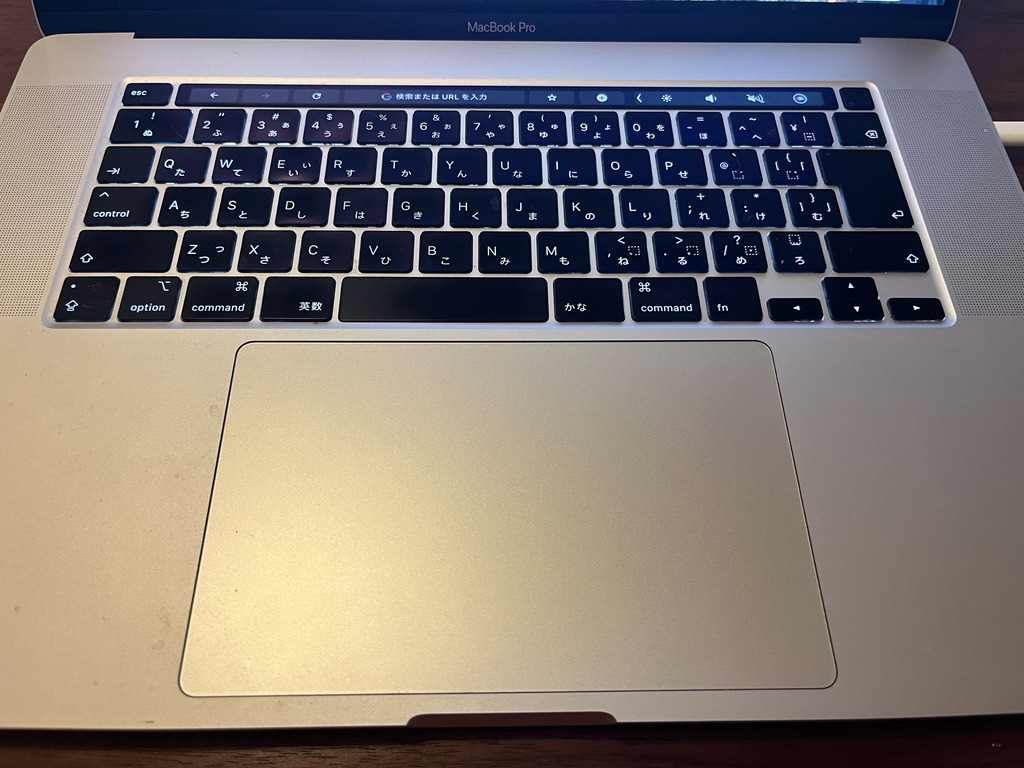 スペースキーが不具合のあるMacBook Pro