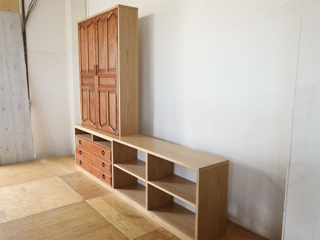 本棚兼テレビボード