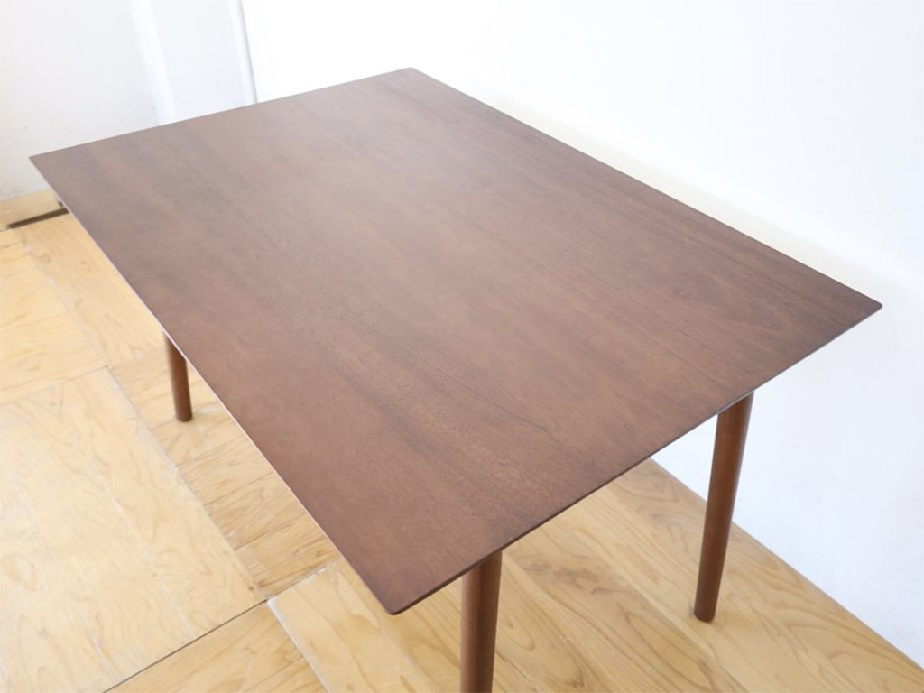 ダイニングテーブルを新居用にリサイズ