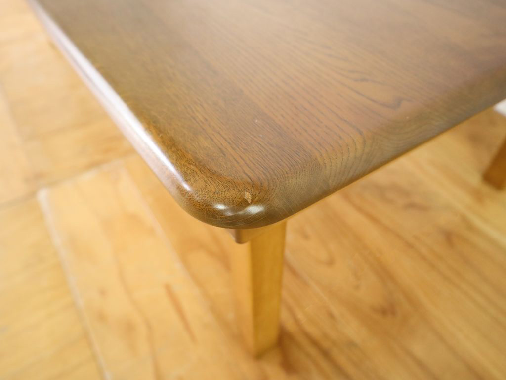 学習机の天板そのままローテーブルにリメイク