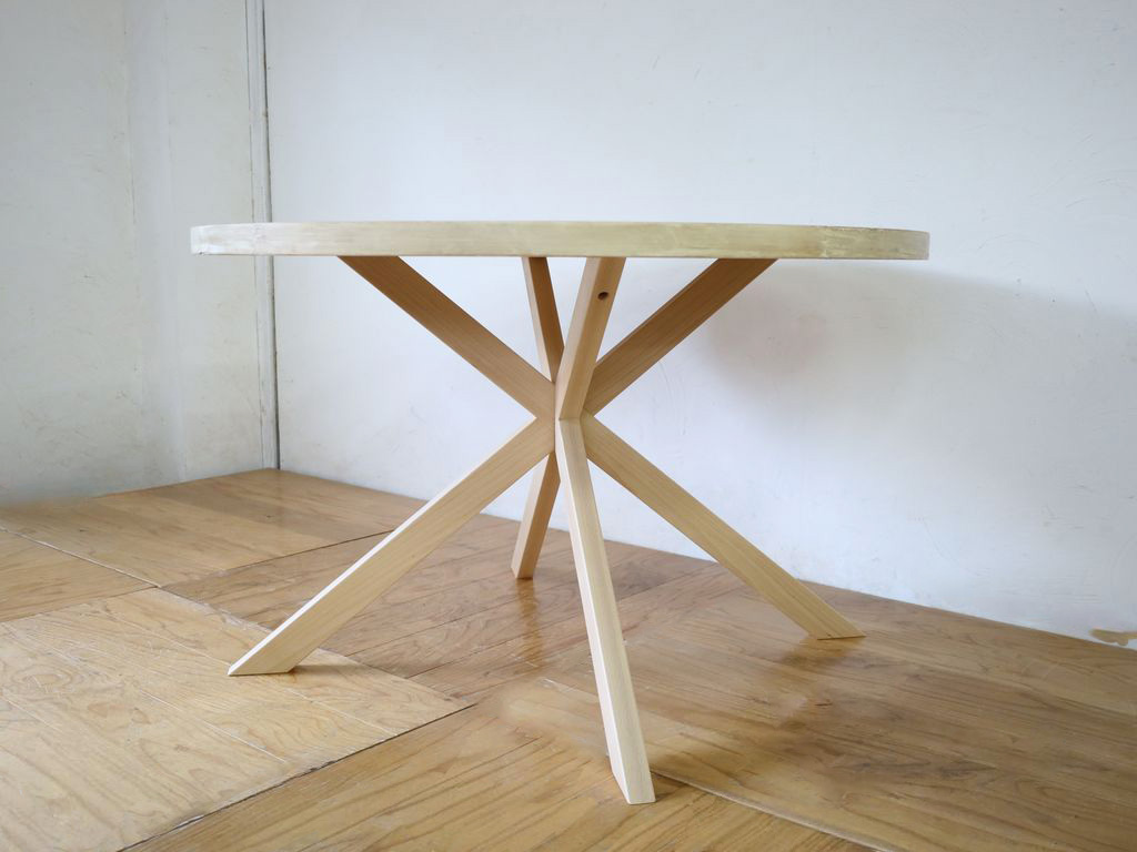 デザイン性のある脚