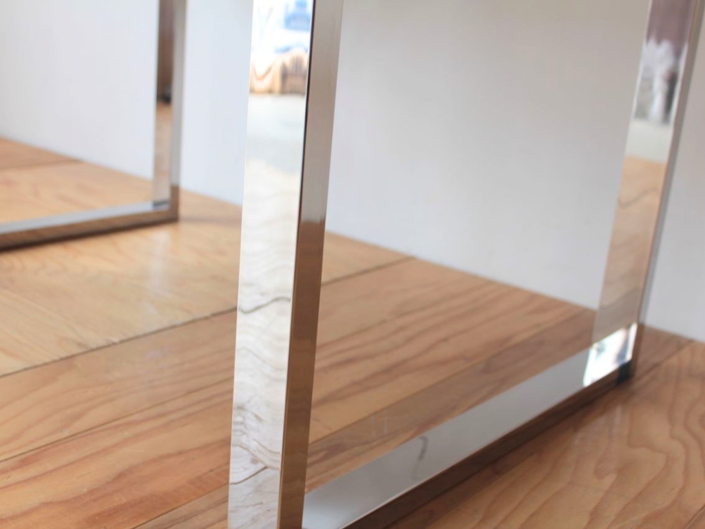 ステンレスの脚