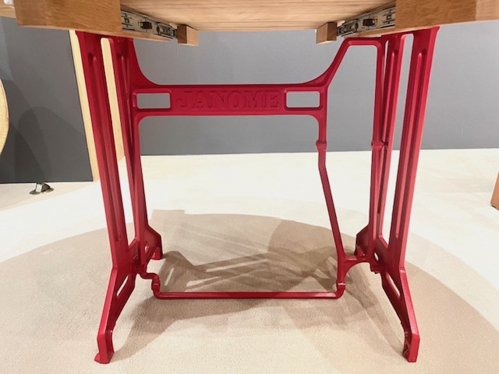 新宿ベースで人気の家具。その引き寄せられる魅力について話します。