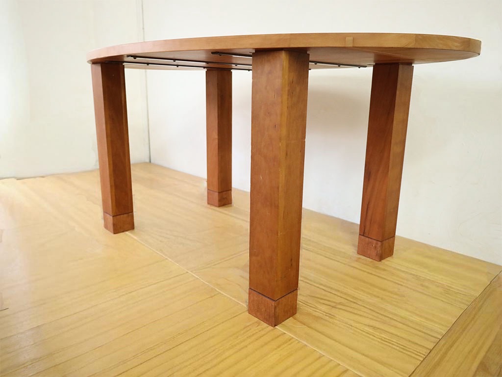 高さ調整できるテーブル脚