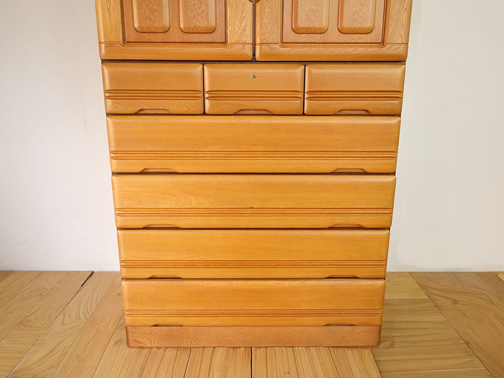 タンスの引き出し