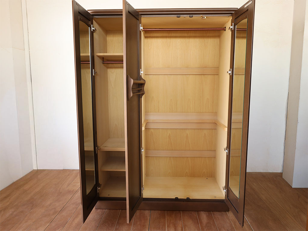 リサイズしたタンスの内部