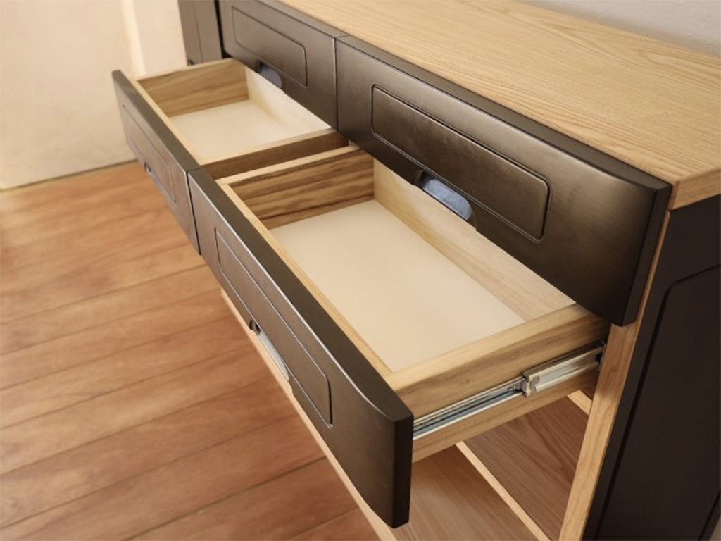 キャビネットの引き出し