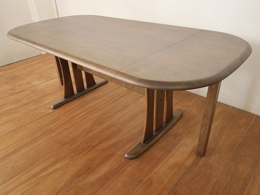 天板を広げた状態