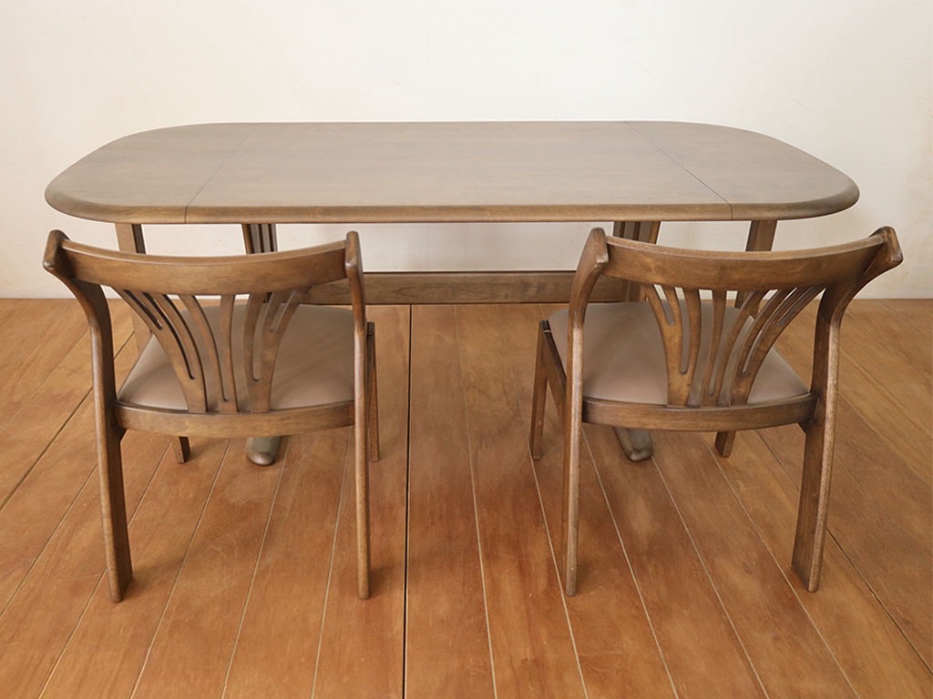 再塗装したダイニングセット