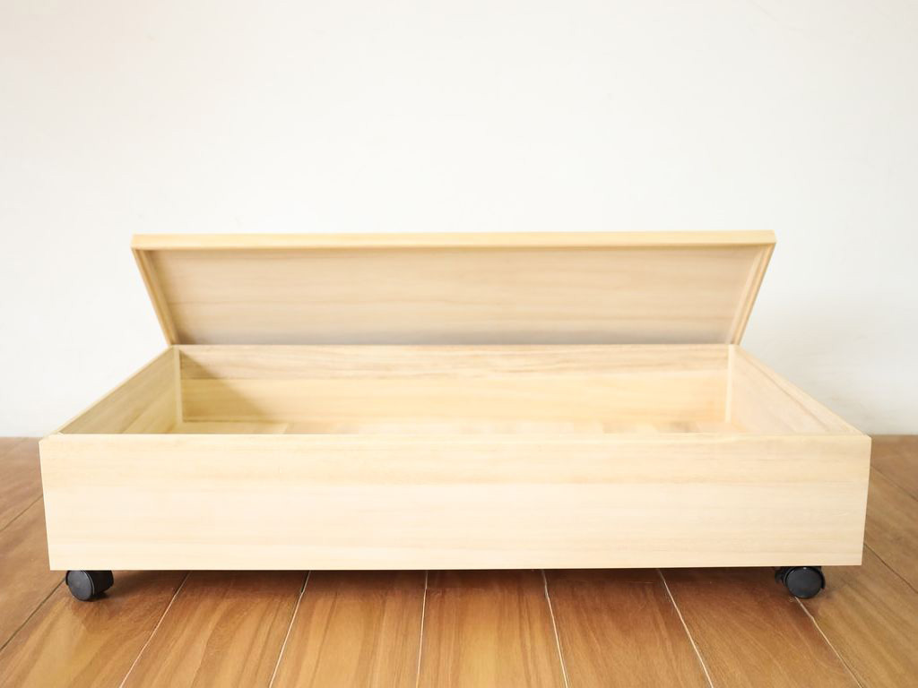 着物が収納できる形に