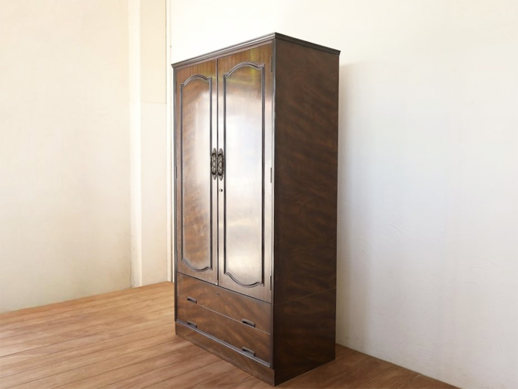 リサイズした洋服タンス