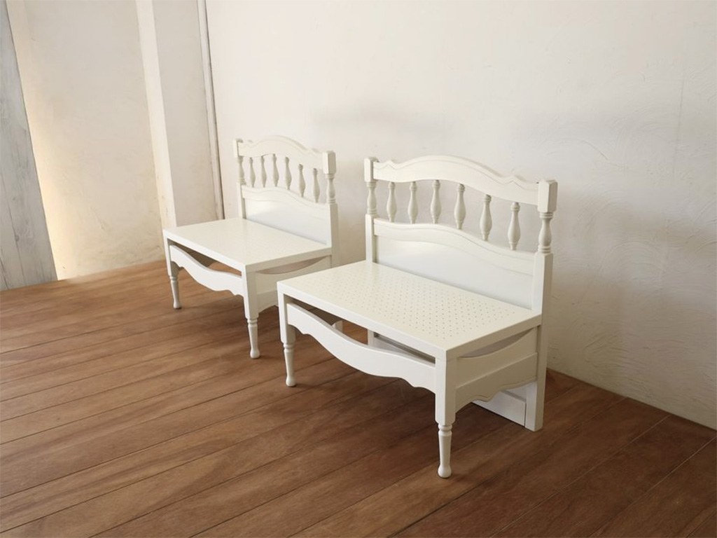 ベビーベッドの面影を残したベンチ