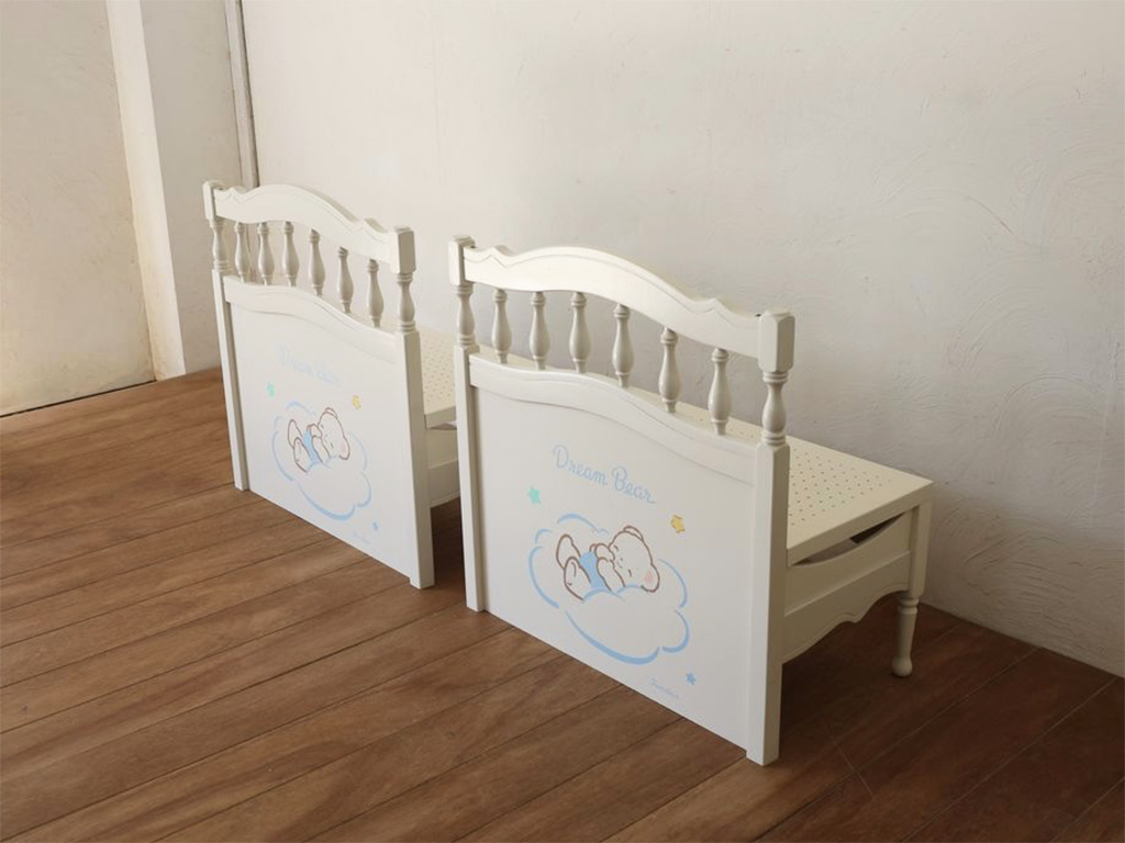 背もたれはヘッドボード・フットボード