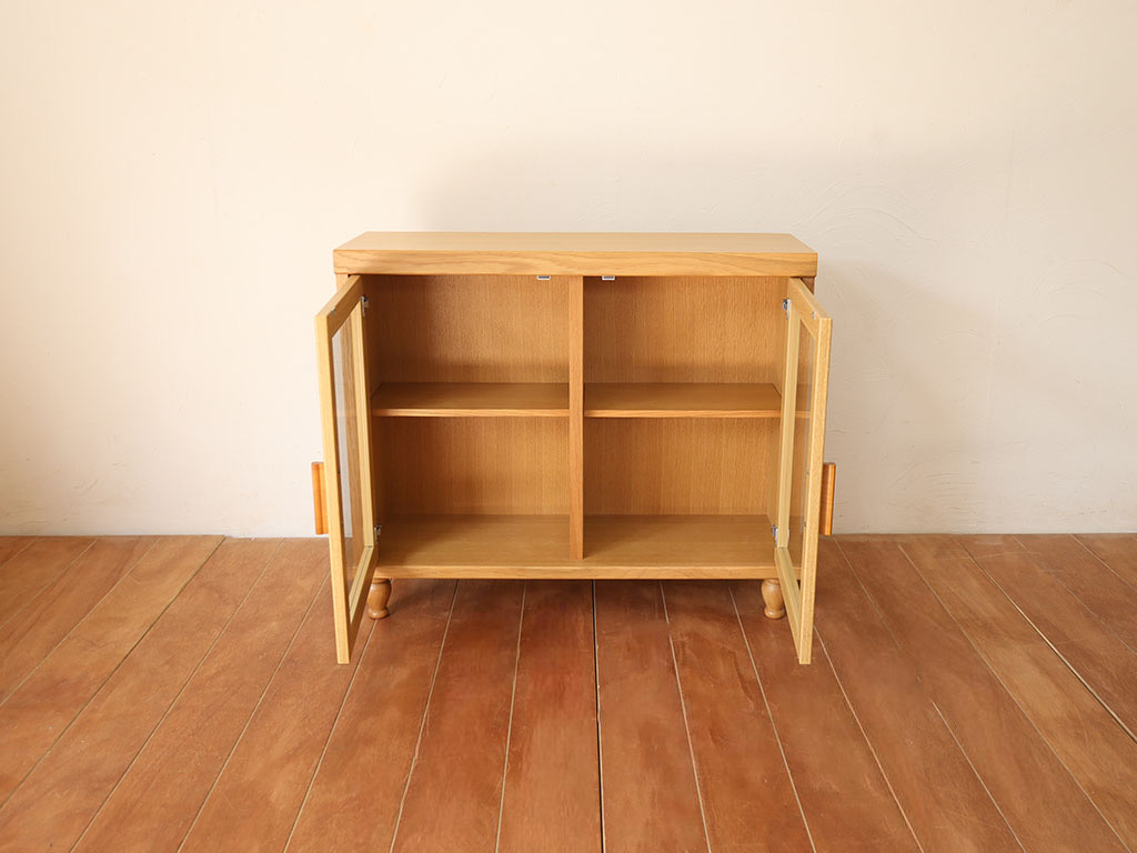 キャビネット内部