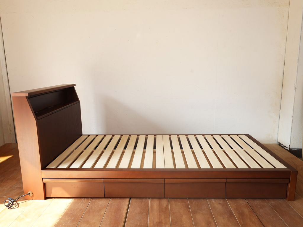 シングルサイズのベッド