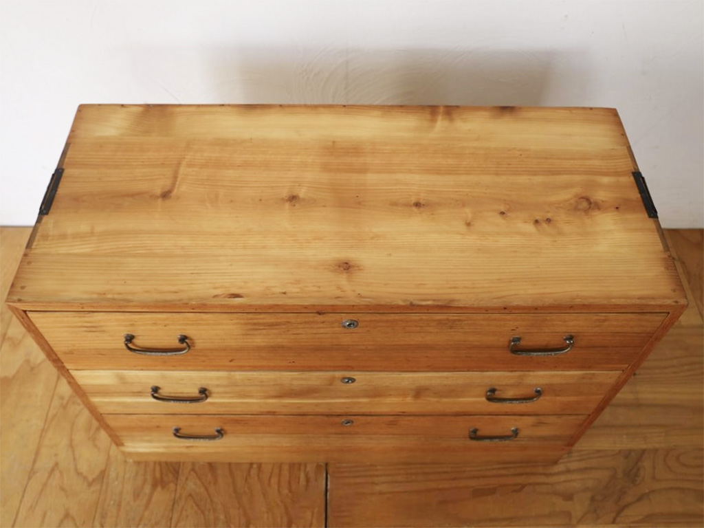 桐タンスの天板