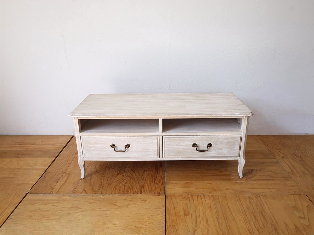 色味変更前のテレビボード