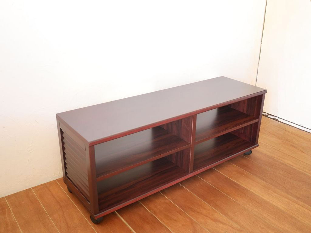 オープンタイプの本棚