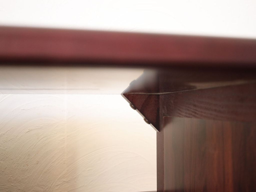 本棚に入れた隅木