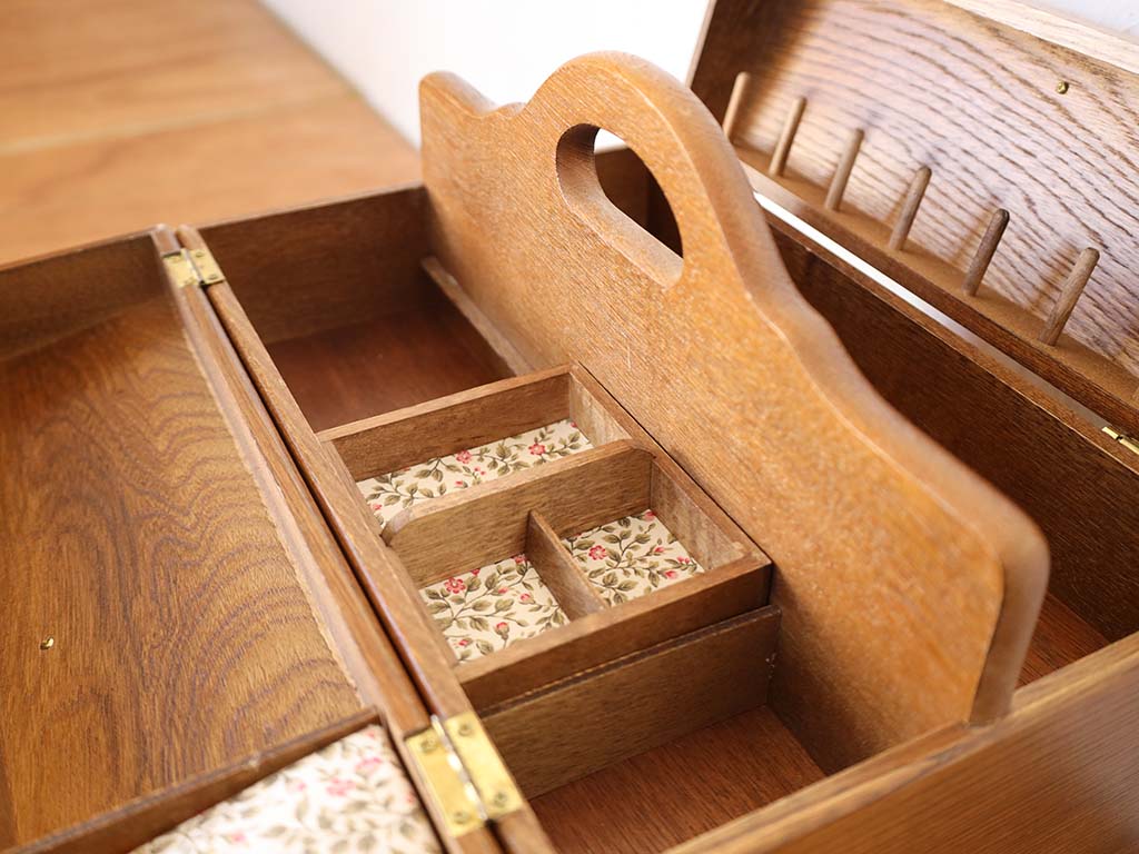 傷んだパーツを補強した