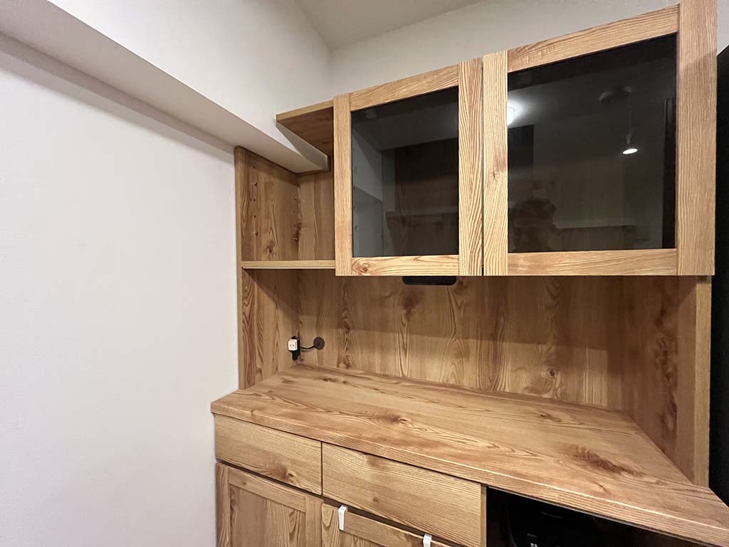 食器棚の一部をリサイズ