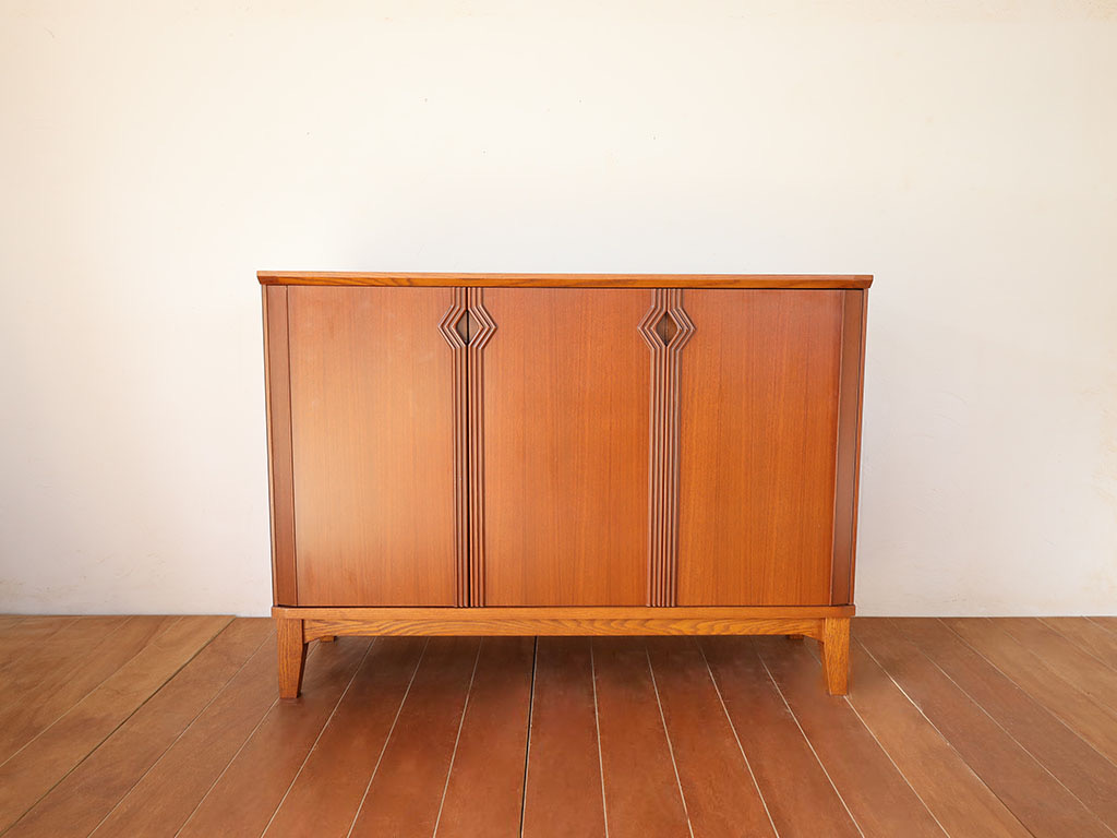 婚礼タンスから作ったサイドボード