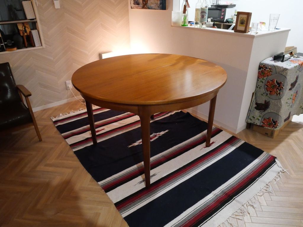 無事に搬入できたテーブル