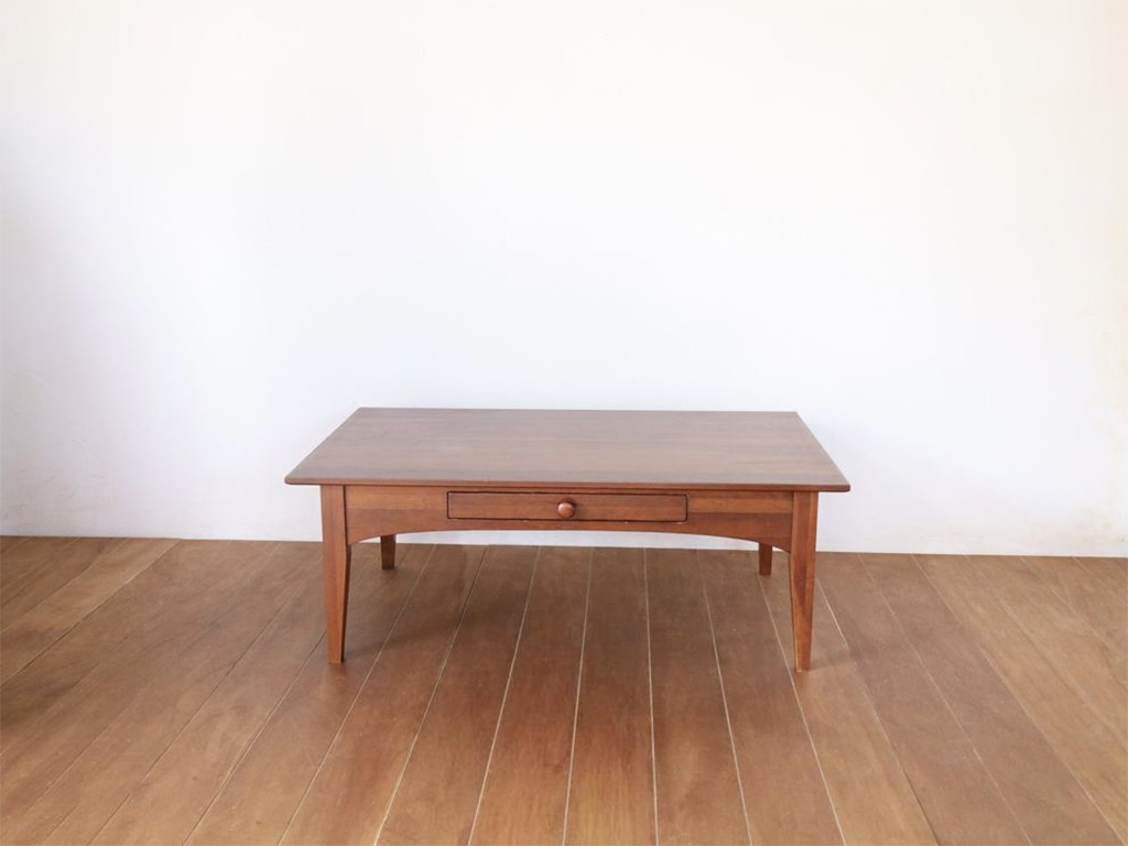 再塗装前のテーブル