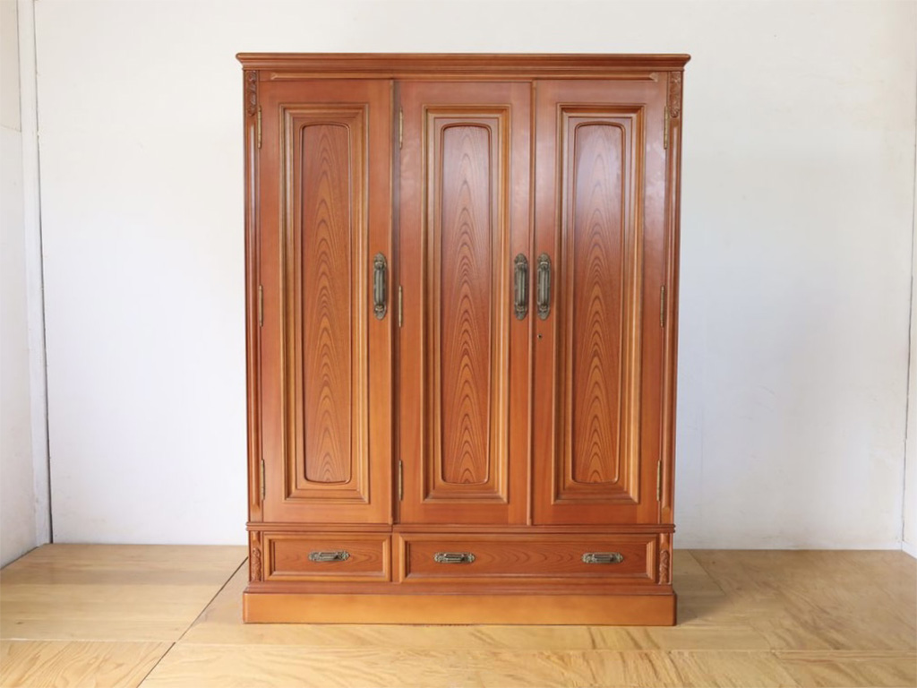 婚礼家具の洋服タンス