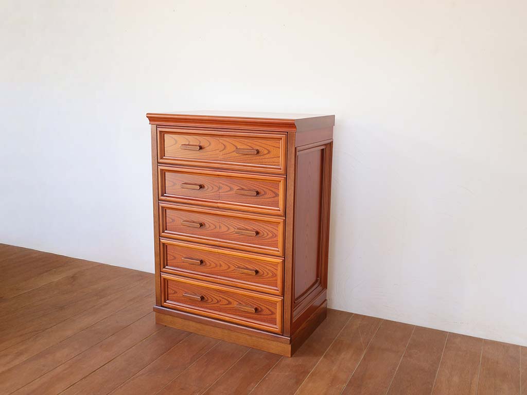 タンスの引き出しを活かした5段チェスト