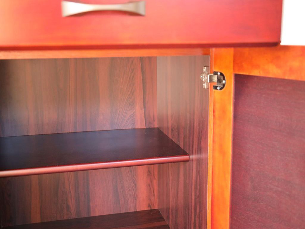 キャビネットの内部