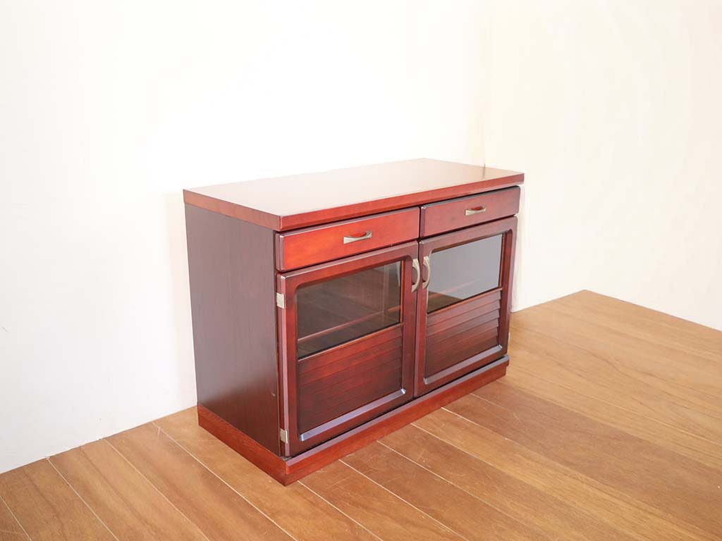 食器棚から作ったテレビ台