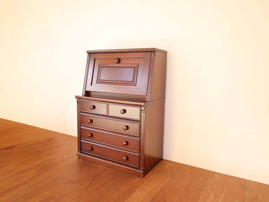 婚礼タンスから作ったライティングビューロー