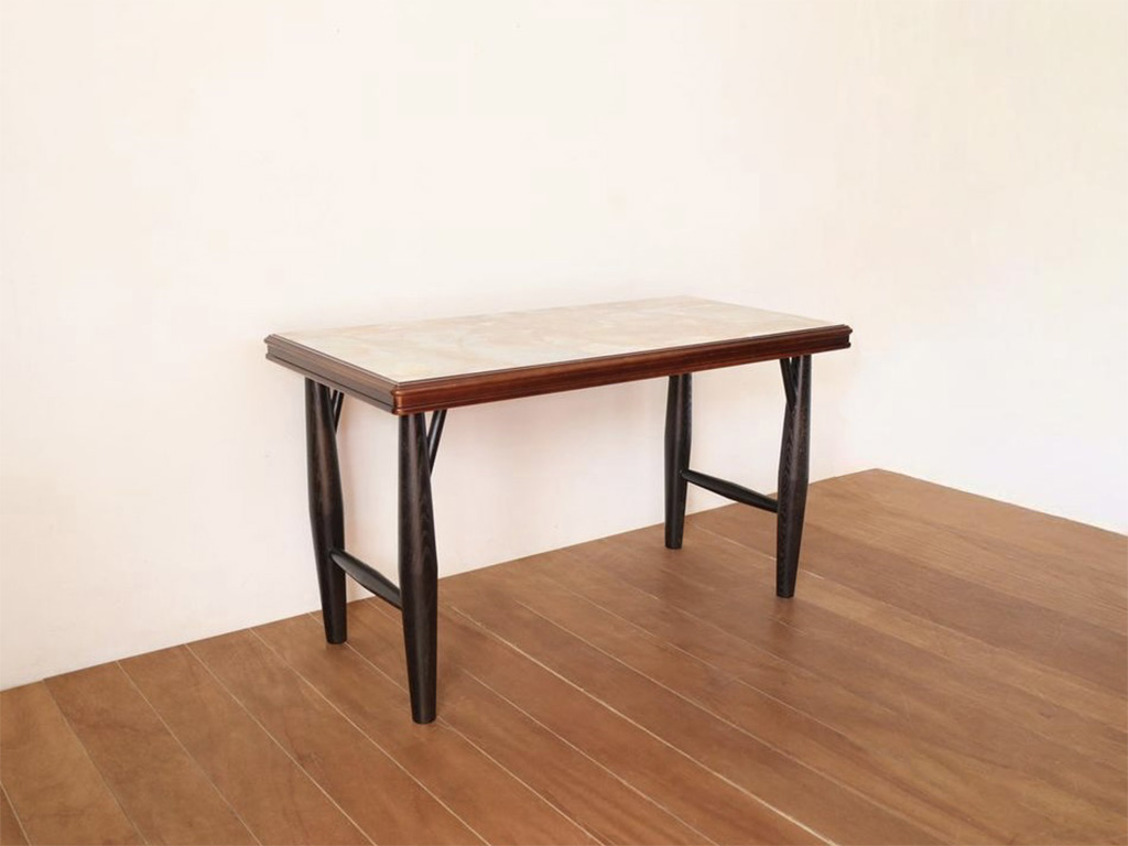 リビングテーブルからおしゃれなパソコンデスクにリメイク