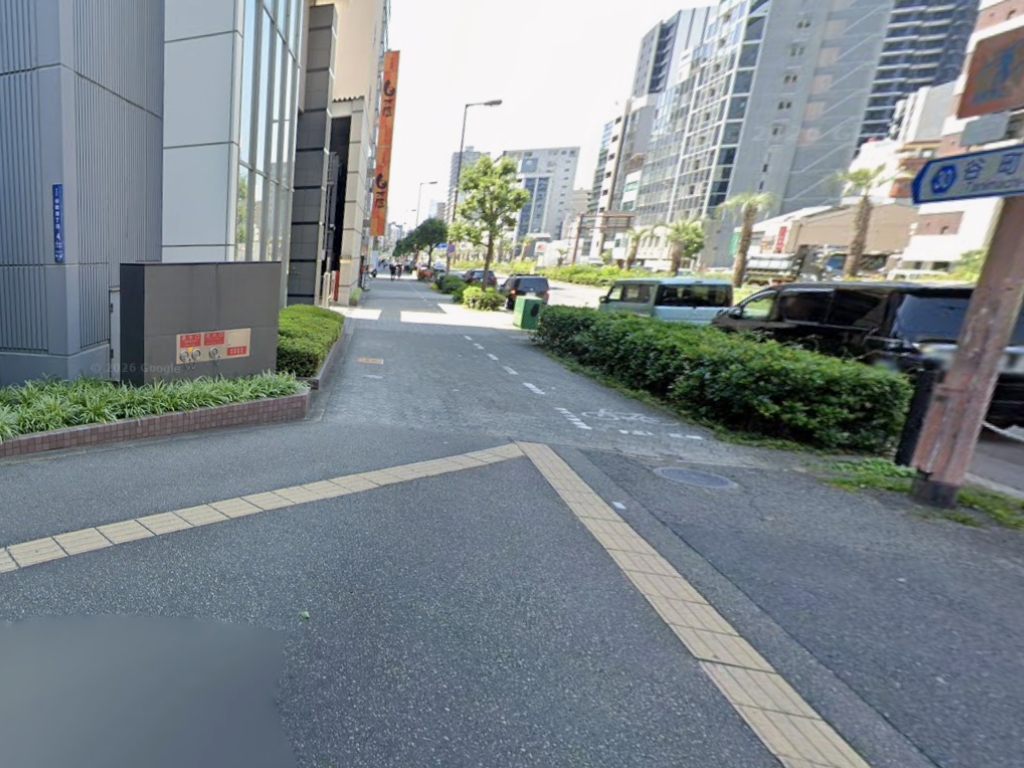 谷四への道のり