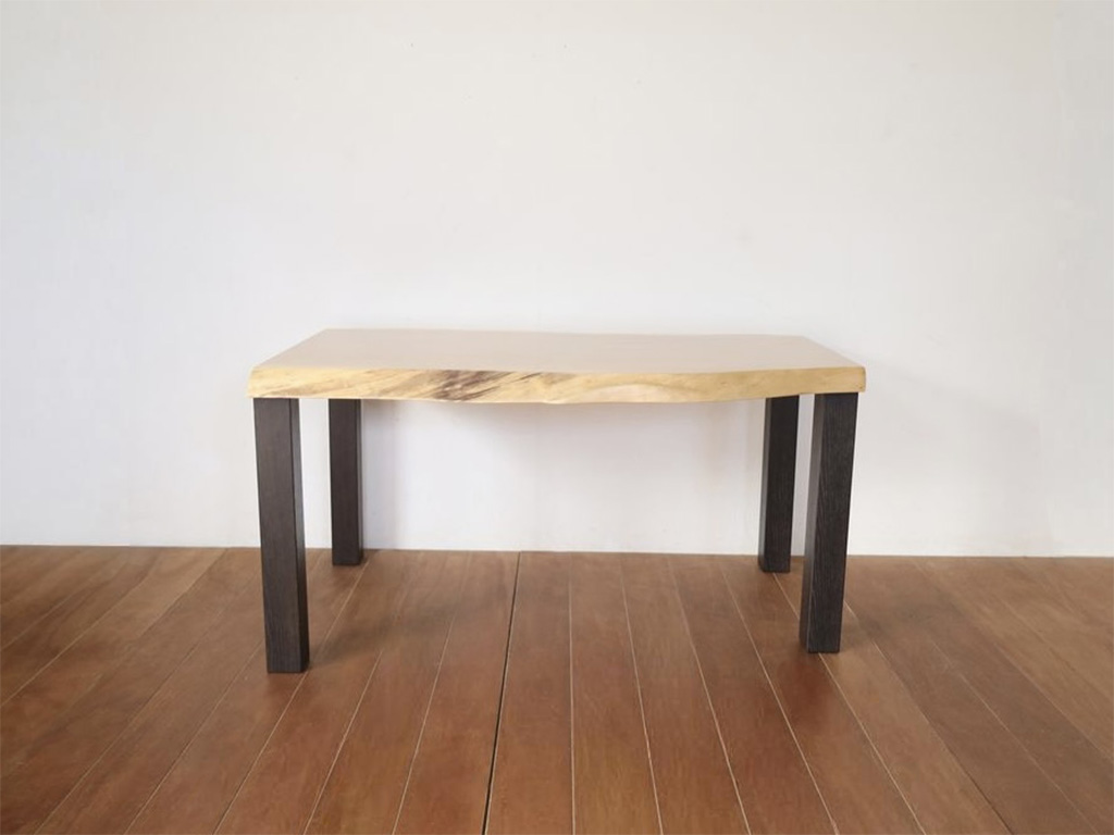 座卓天板を活かしたダイニングテーブル