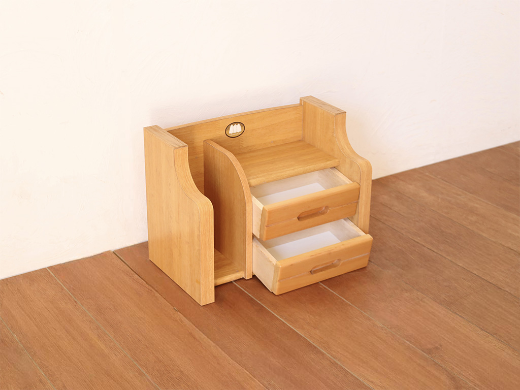 上置きの引き出しを調整した