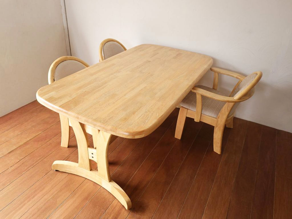 再塗装したダイニングセット