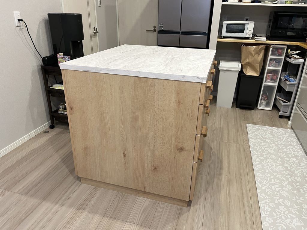 ご新居に合わせて一からオーダーメイドで製作したアイランドカウンター
