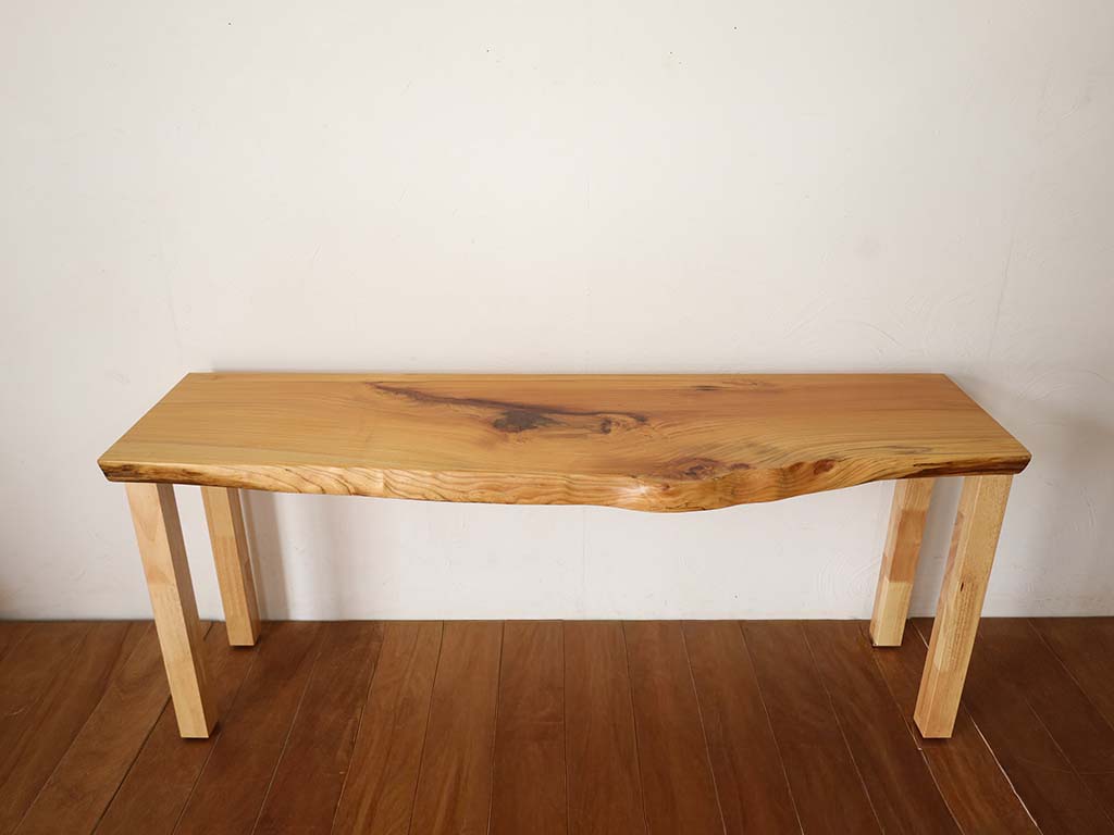 ダイニングテーブルをカットして作った、カウンターデスク