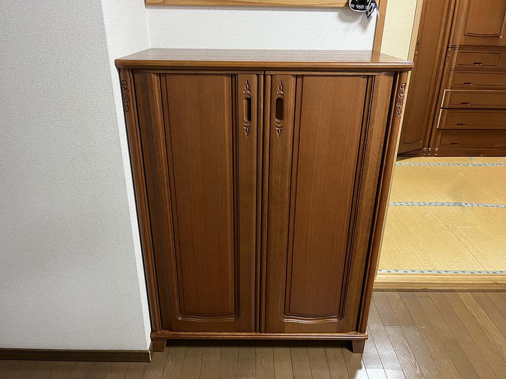 婚礼タンスをリメイクして作ったテレビボードを納品