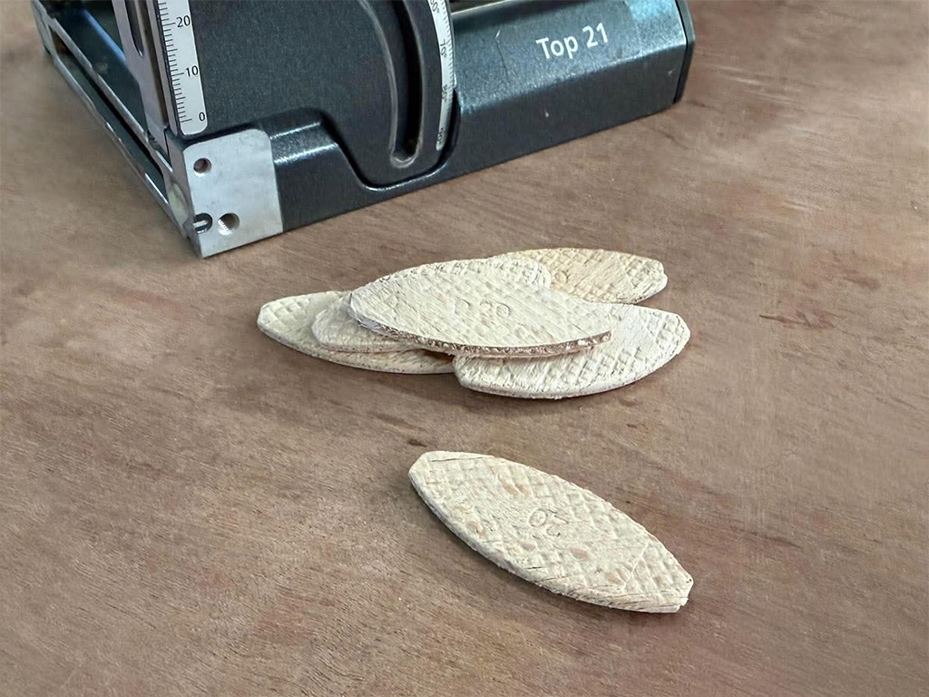家具の製作・組み立てに使うビスケット